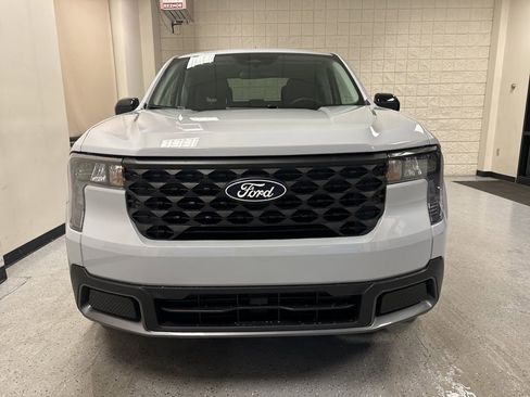 New 2025 Ford Maverick XLT w/ XLT Luxury Package image 10