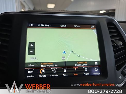 Used 2023 Jeep Cherokee Altitude Lux w/ Lux Elite Package AWD/4WD image 29