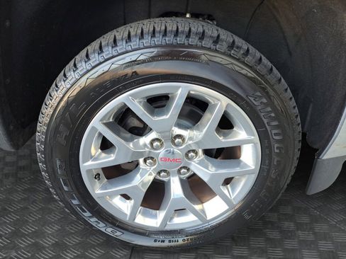 Used 2016 GMC Sierra 1500 SLT w/ SLT Premium Package AWD/4WD image 16