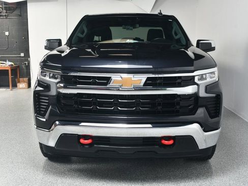Used 2023 Chevrolet Silverado 1500 LT AWD/4WD image 17