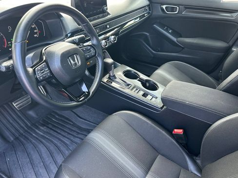 Used 2024 Honda Civic Sport image 10