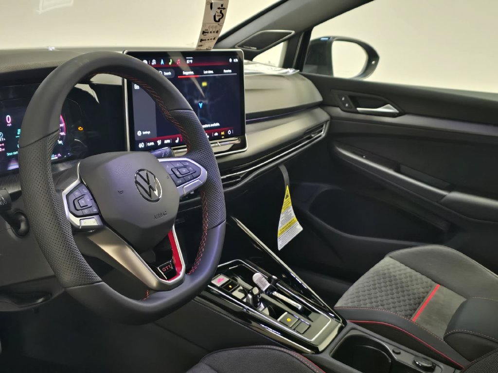 New 2026 Volkswagen GTI SE FWD image 18