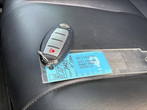 Used 2023 Nissan Murano SV AWD/4WD image 19