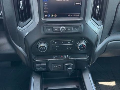 Used 2021 Chevrolet Silverado 1500 Custom w/ Custom Max Trailering Package AWD/4WD image 7