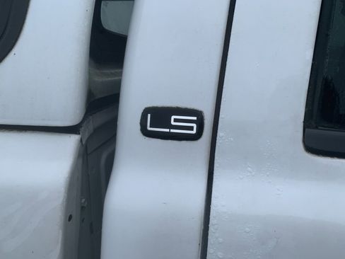 Used 2005 Chevrolet Silverado 1500 LS image 8