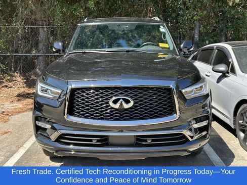 Used 2024 INFINITI QX80 Sensory AWD/4WD image 2