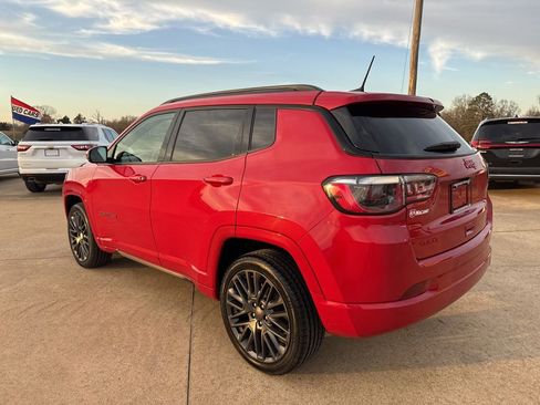 Used 2023 Jeep Compass Limited image 5