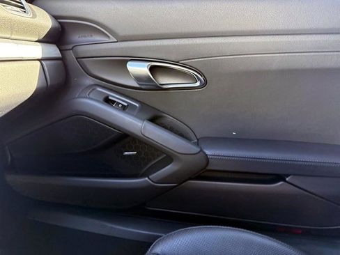 Used 2024 Porsche 718 Boxster S image 16