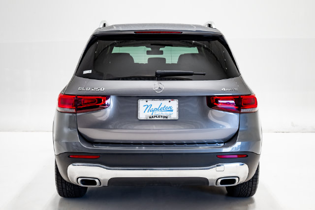 Used 2021 Mercedes-Benz GLB 250 4MATIC image 27