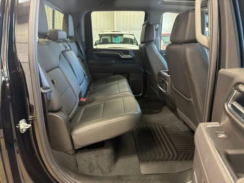Used 2025 Chevrolet Silverado 3500 LTZ w/ LTZ Plus Package AWD/4WD image 29