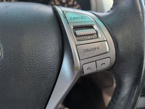 Used 2015 Nissan Altima 2.5 SV w/ Convenience Package FWD image 19