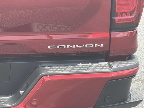 New 2026 GMC Canyon Denali AWD/4WD image 29
