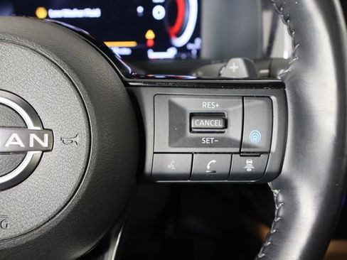 Used 2024 Nissan Pathfinder Platinum w/ Cargo Package image 36