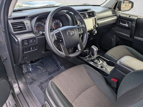 Used 2024 Toyota 4Runner TRD Off-Road AWD/4WD image 10