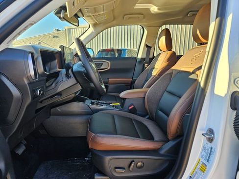 New 2025 Ford Bronco Sport Outer Banks image 9