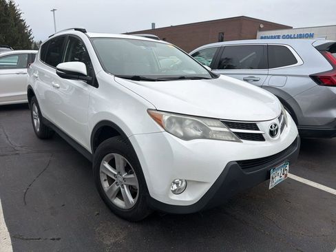 Used 2013 Toyota RAV4 XLE image 4