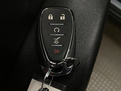 Used 2018 Chevrolet Traverse LT image 33