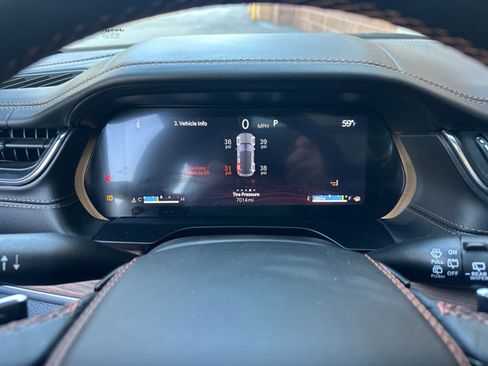 Used 2025 Jeep Grand Cherokee Summit w/ Obsidian Package image 18