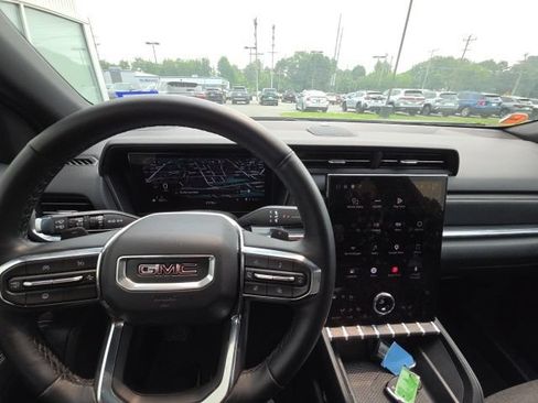 Used 2025 GMC Terrain Elevation FWD image 14