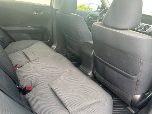 Used 2016 Honda Accord LX image 28