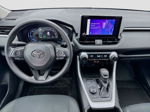 Used 2023 Toyota RAV4 LE image 14