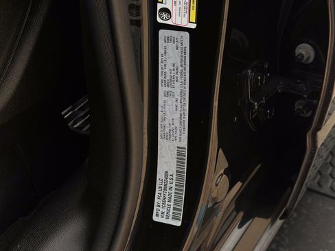 Used 2022 RAM 1500 Big Horn image 11