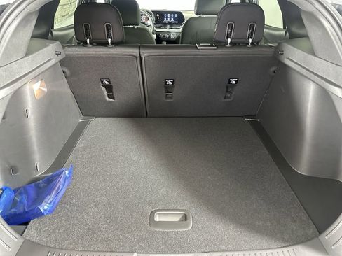 New 2026 Chevrolet Trax RS w/ Driver Confidence Package FWD image 22