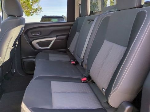 Certified 2022 Nissan Titan SV w/ SV Convenience Package image 14