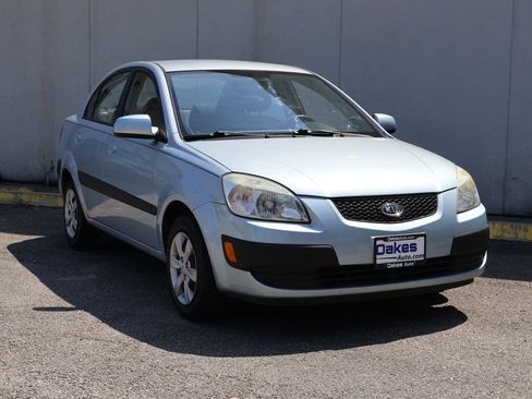 Used 2009 Kia Rio LX FWD image 1