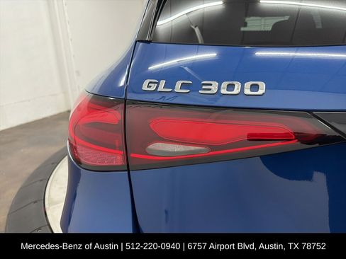 Used 2023 Mercedes-Benz GLC 300 4MATIC image 12