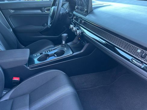 Used 2025 Honda Civic Sport image 16