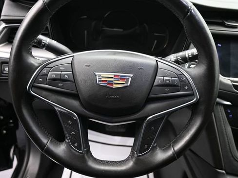 Used 2019 Cadillac XT5 Premium Luxury image 38