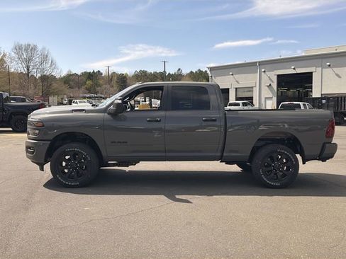 New 2026 RAM 2500 Big Horn AWD/4WD image 10