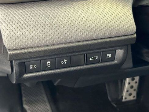 Certified 2026 Toyota Camry SE w/ Convenience Package FWD image 18