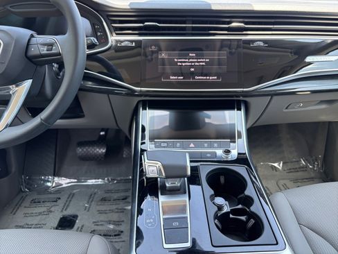 Used 2023 Audi Q7 2.0T Premium Plus w/ Premium Plus Package AWD/4WD image 11