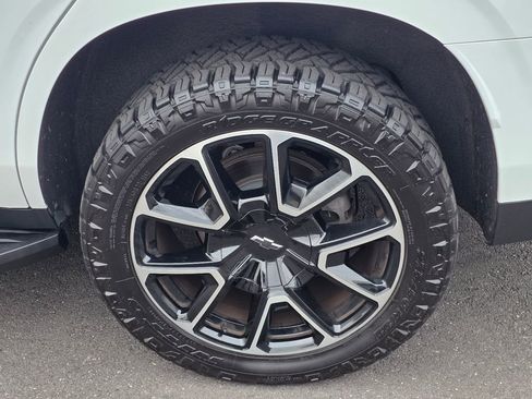 Used 2021 Chevrolet Tahoe RST w/ Luxury Package image 10