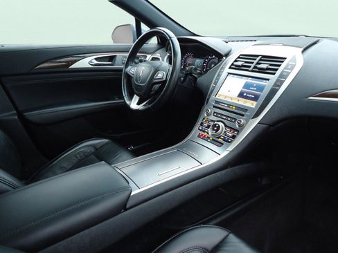 Used 2019 Lincoln MKZ Reserve w/ Reserve Plus Package image 28