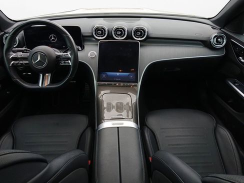 Used 2022 Mercedes-Benz C 300 Sedan image 3