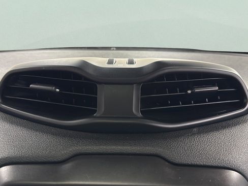 Used 2021 Jeep Renegade Limited w/ Sun & Sound Group image 26