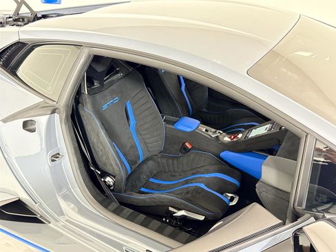 Used 2023 Lamborghini Huracan STO RWD image 32
