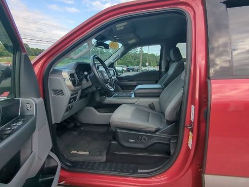 Used 2021 Ford F150 XLT w/ Equipment Group 302A High AWD/4WD image 13