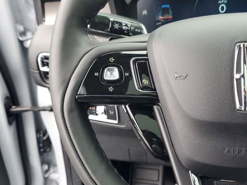 New 2026 Lincoln Corsair Reserve w/ Jet Appearance Package image 17