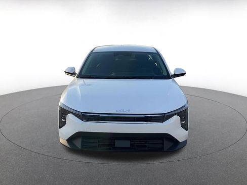 Used 2025 Kia K4 LXS image 3
