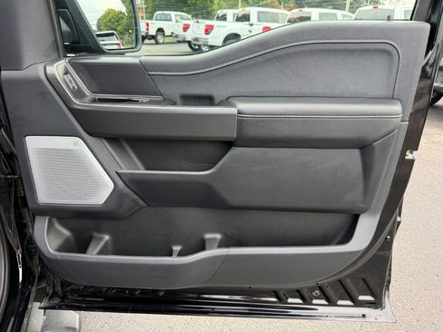 Used 2025 Ford F150 Lariat w/ Equipment Group 502A High AWD/4WD image 23