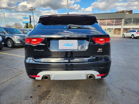 Used 2020 Jaguar F-PACE S image 13
