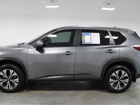 Used 2023 Nissan Rogue SV AWD/4WD image 6