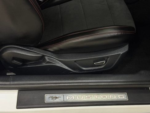 Used 2016 Ford Mustang GT Premium RWD image 31