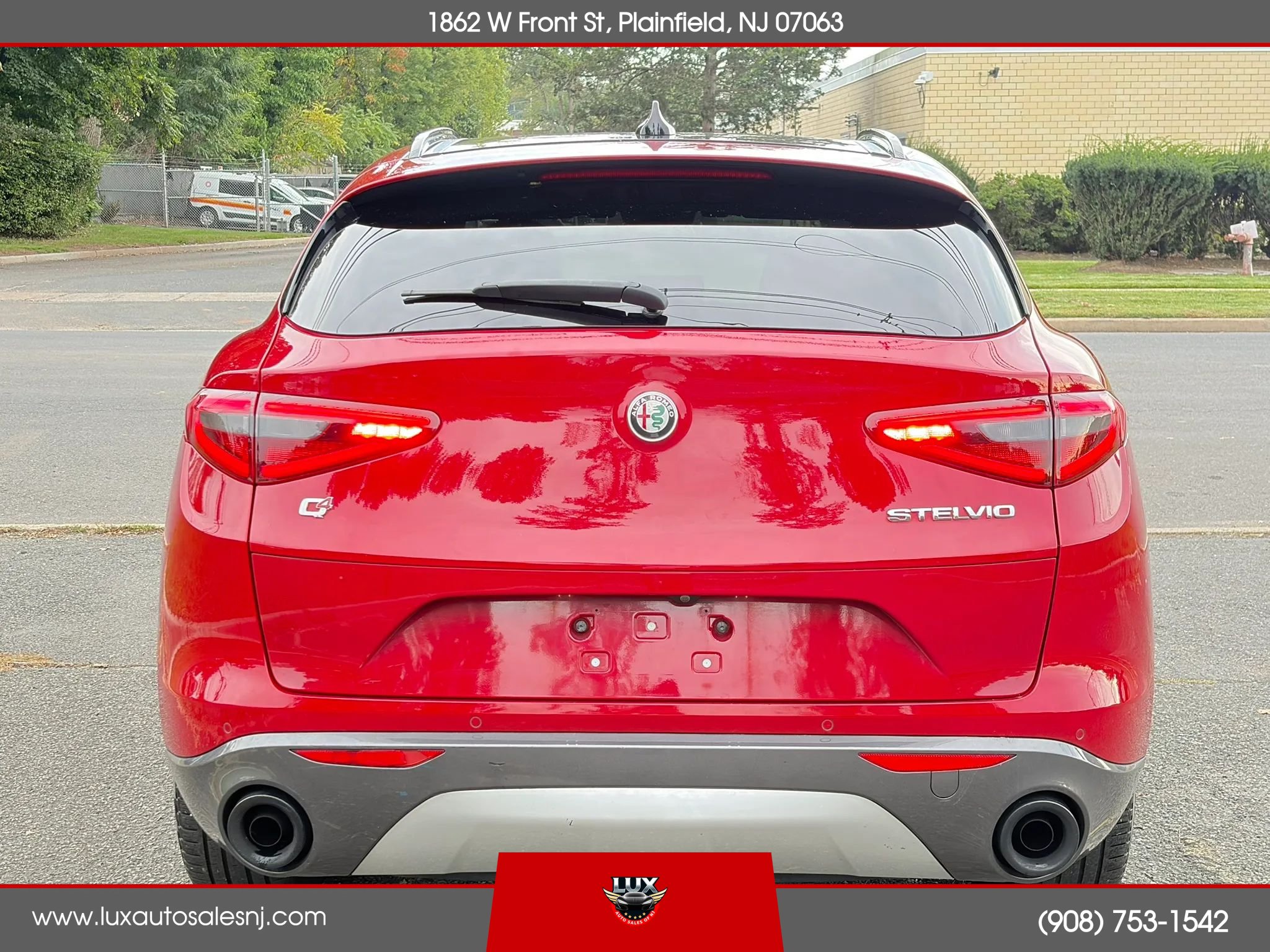 Used 2023 Alfa Romeo Stelvio Ti AWD/4WD image 6