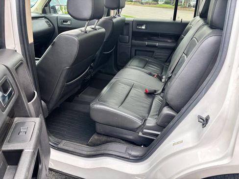 Used 2016 Ford Flex SEL w/ Equipment Group 202A AWD/4WD image 12