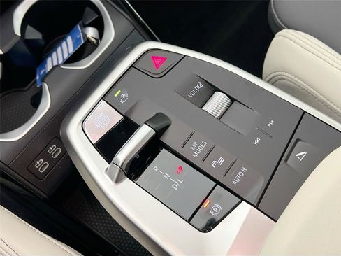 New 2026 BMW X1 xDrive28i AWD/4WD image 15